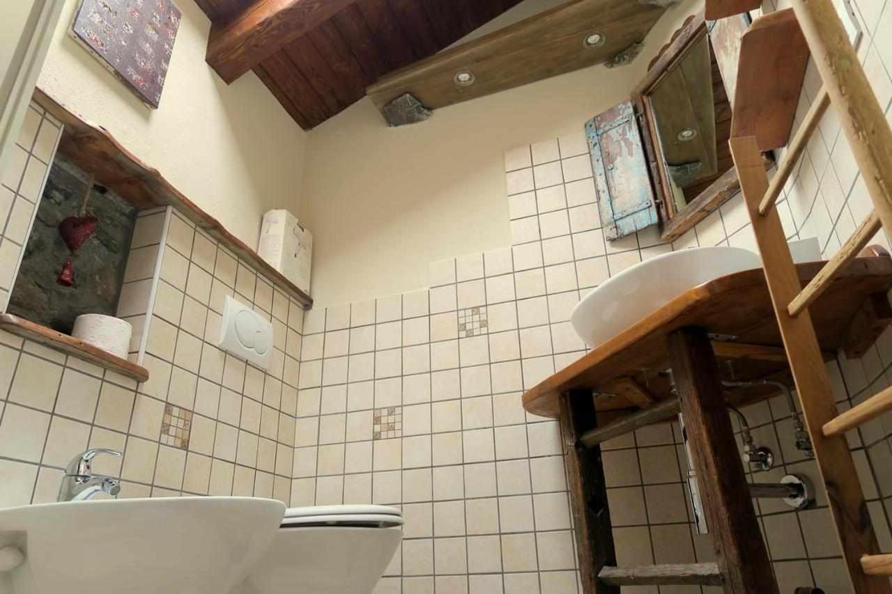 Romantica Suite Con Vasca Idromassaggio Aosta Exterior photo
